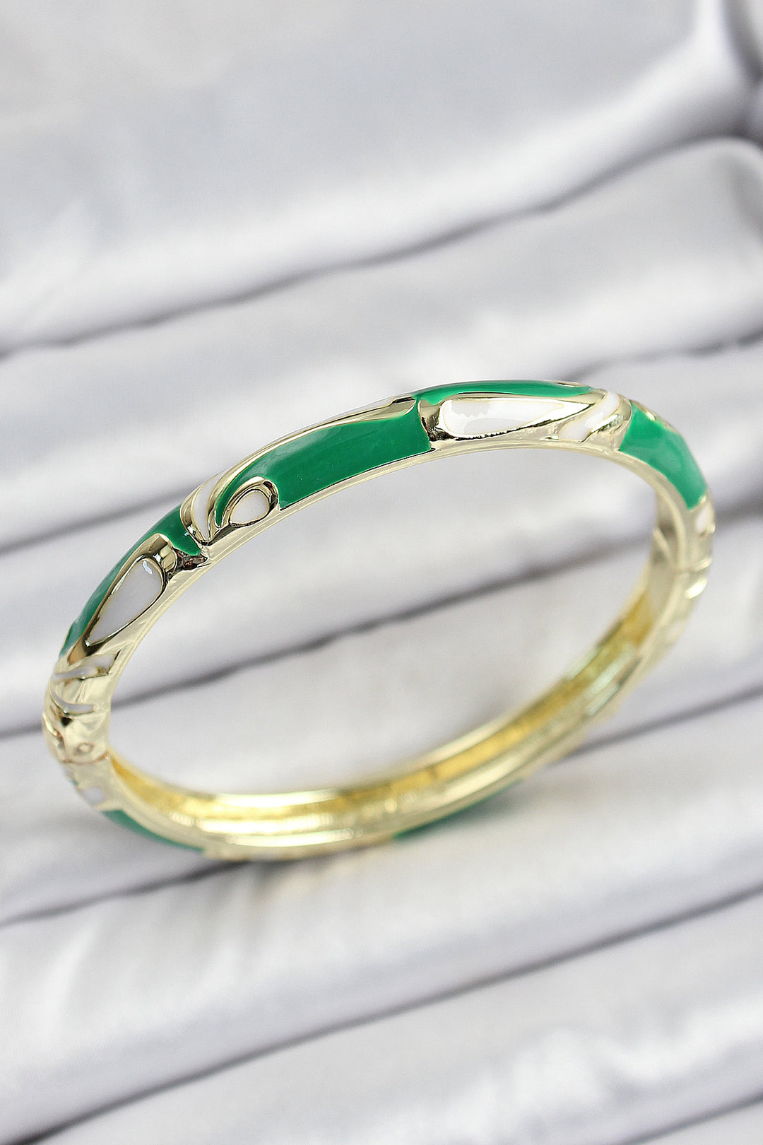 EBJ Green Women's Bracelet with Mineli Rice Flower Motif - Roman