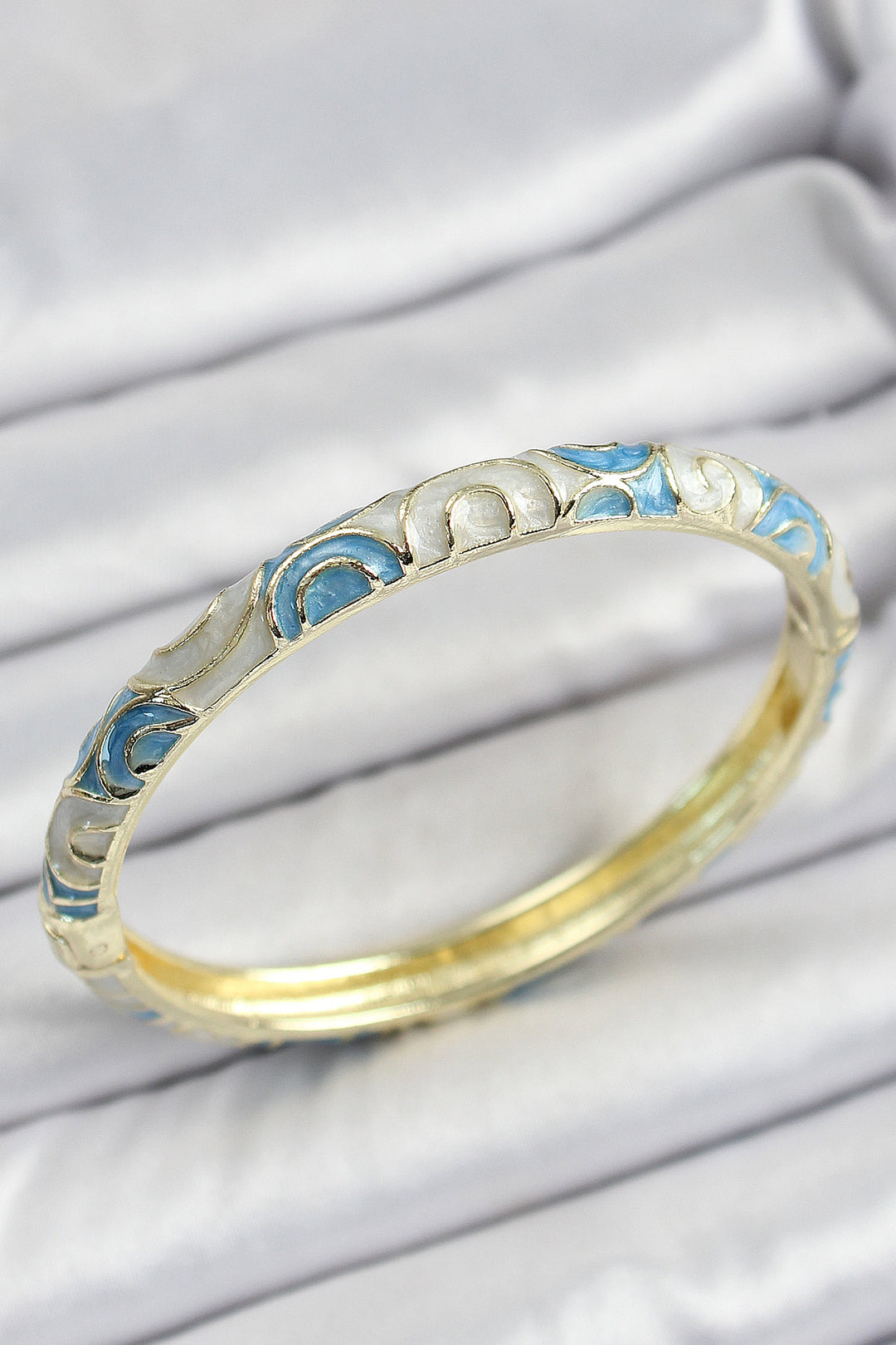 EBJ Mineli Pirinç Blue Geometric Patterned Women's Cuff - Castleford