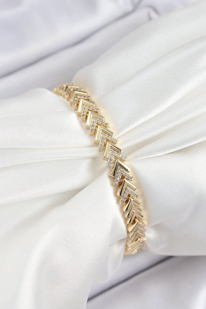 EBJ Rice Row Arrow Model Zircon Stone Gold Color VIP Series Women's Bracelet - Biella