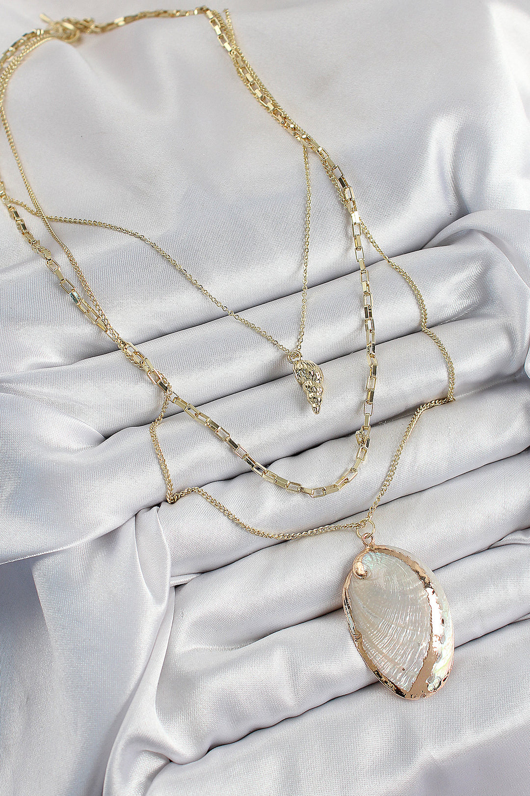 EBJ Rice Multi-Chain Oyster Model Gold Color Women's Necklace - Lincoln