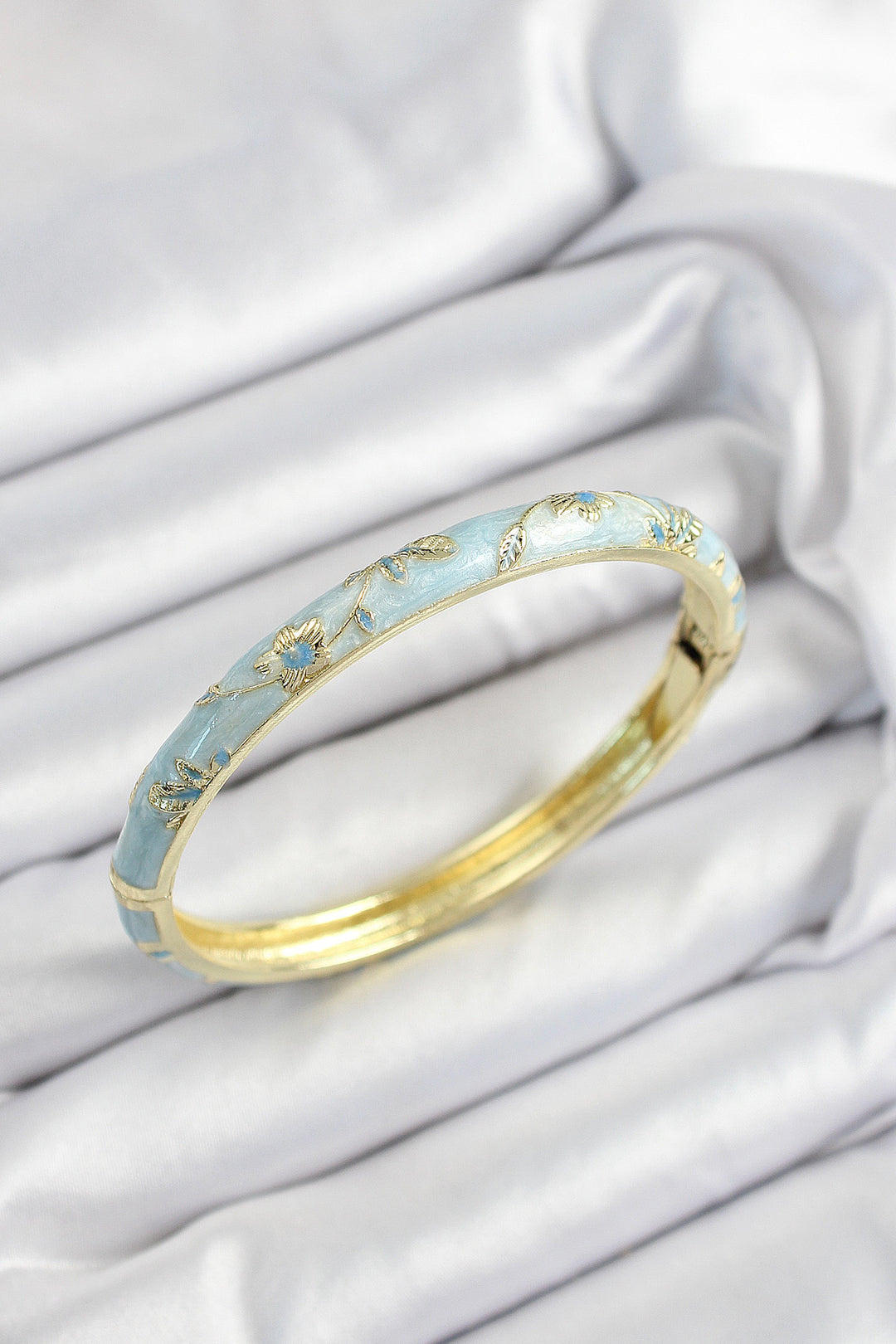 EBJ Mineli Brass Turquoise Flower Pattern Gold Color Women's Cuff - Reus