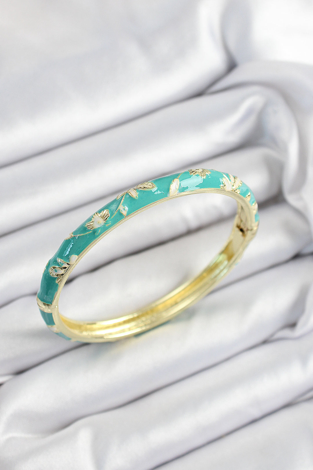 EBJ Mineli Rice Green Flower Motif Gold Color Women's Bracelet - Hameln