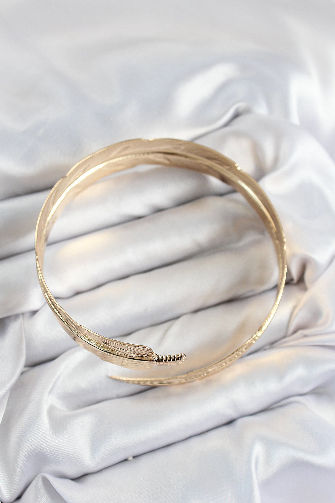 EBJ Rice Leaf Model Gold Color Women's Arm Bracelet - South Whittier