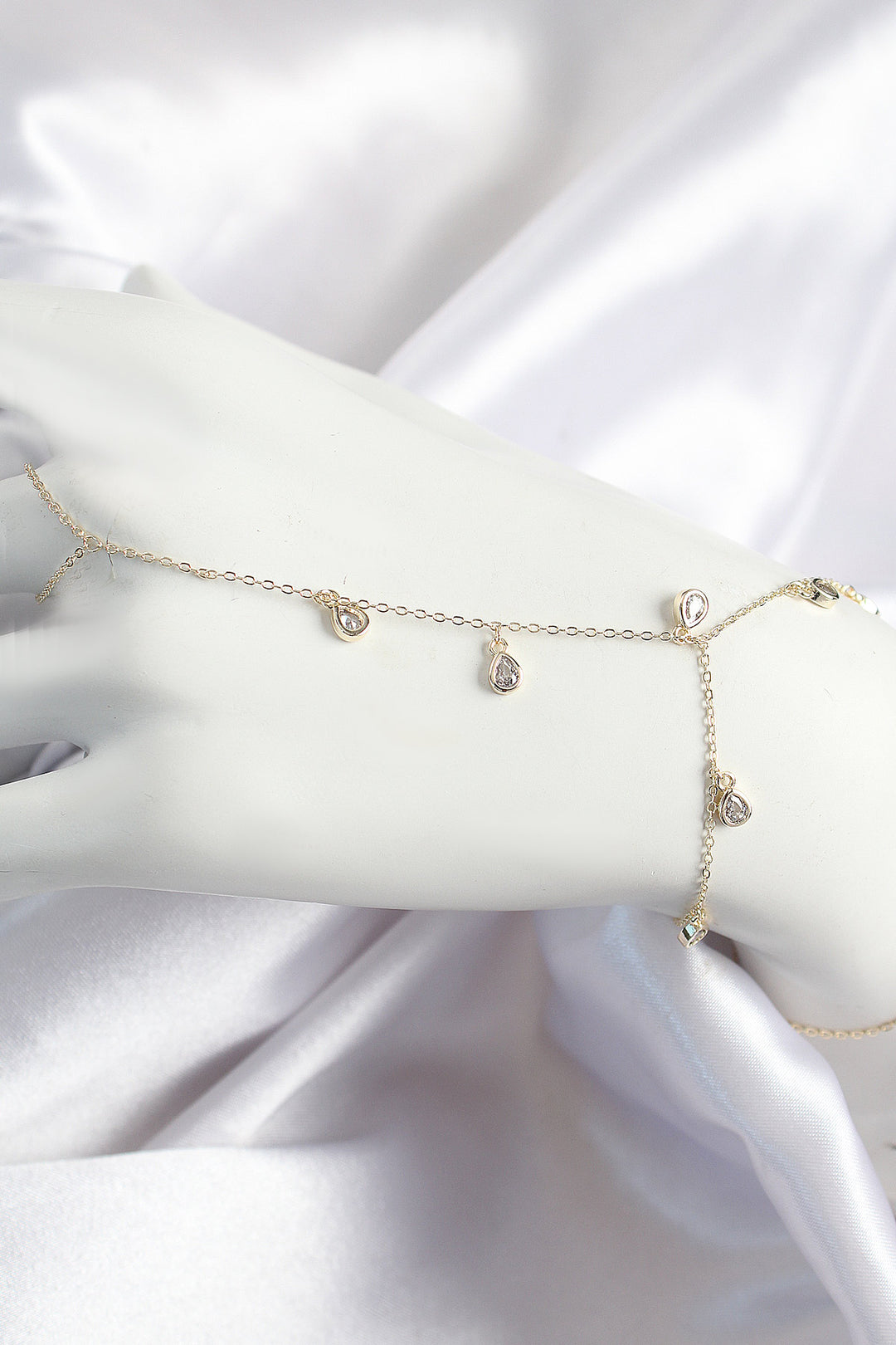 EBJ Rice Zircon Stone Pendant Drop Model Gold Color Women Şahmeran - Juan Rodríguez Clara