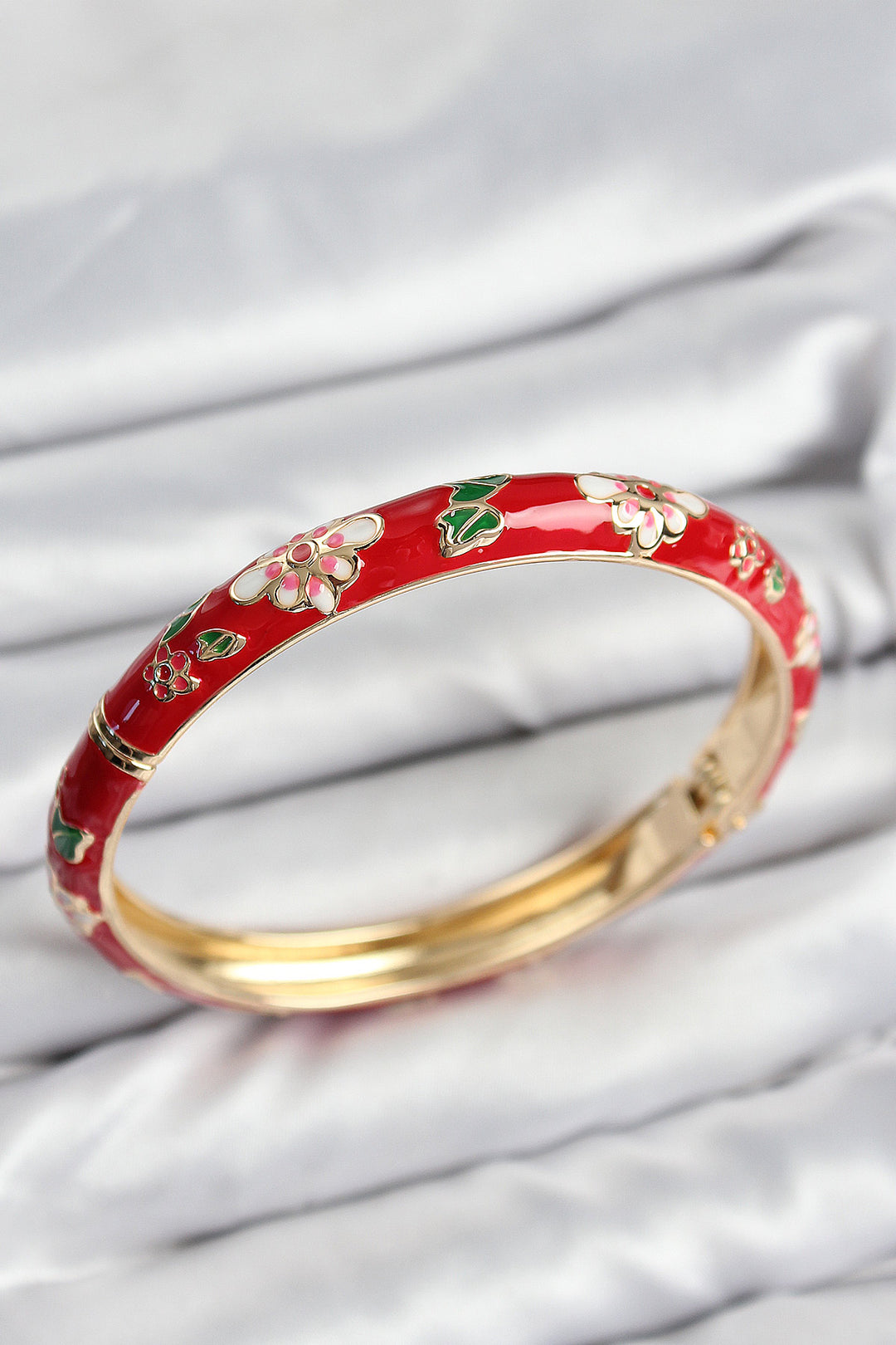 EBJ Mineli Pirinç Kırmızı Çiçek Motifli Gold Kadın Kelepçe
Enamel Brass Red Flower Motif Gold Women's Cuff - Maspalomas
