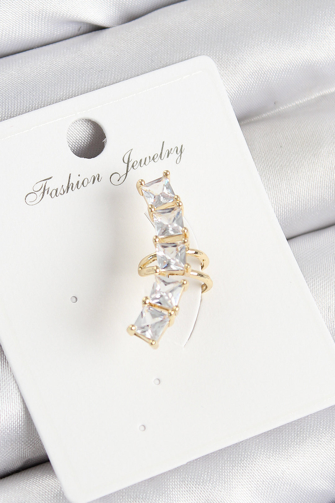 EBJ Gold Color Cartilage Earring with Rice Zircon Stone Model - London