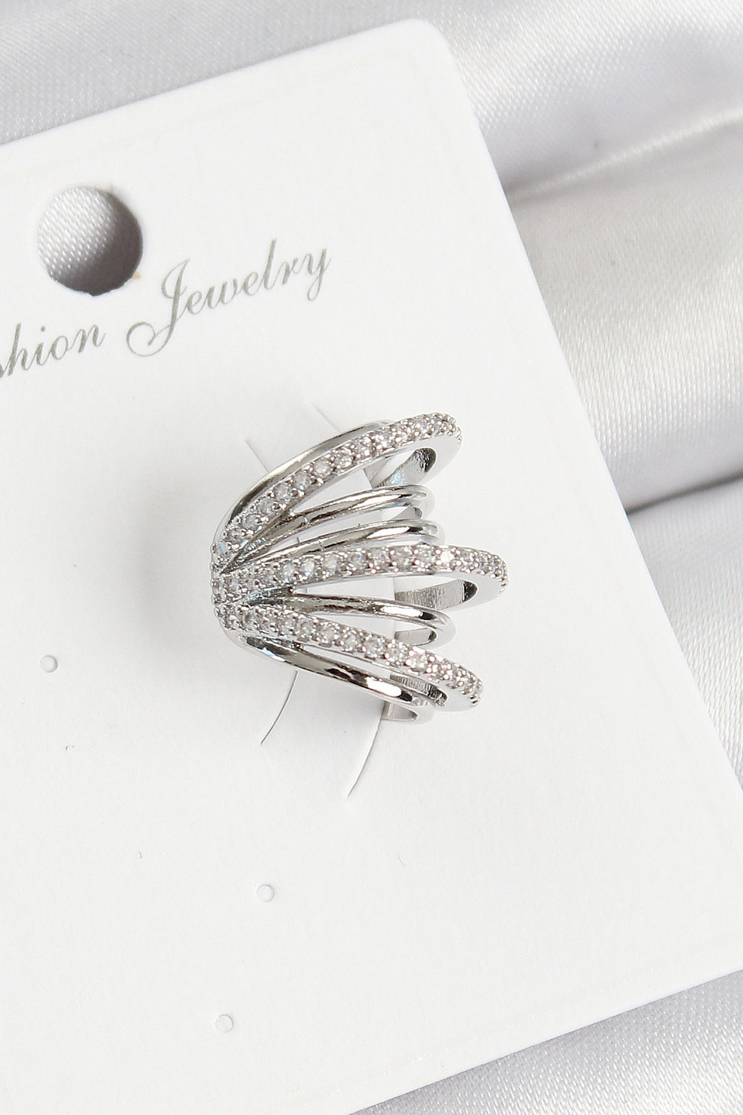 EBJ Silver Color Cartilage Earring with Rice Zircon Stone Bow Model - Matamoros