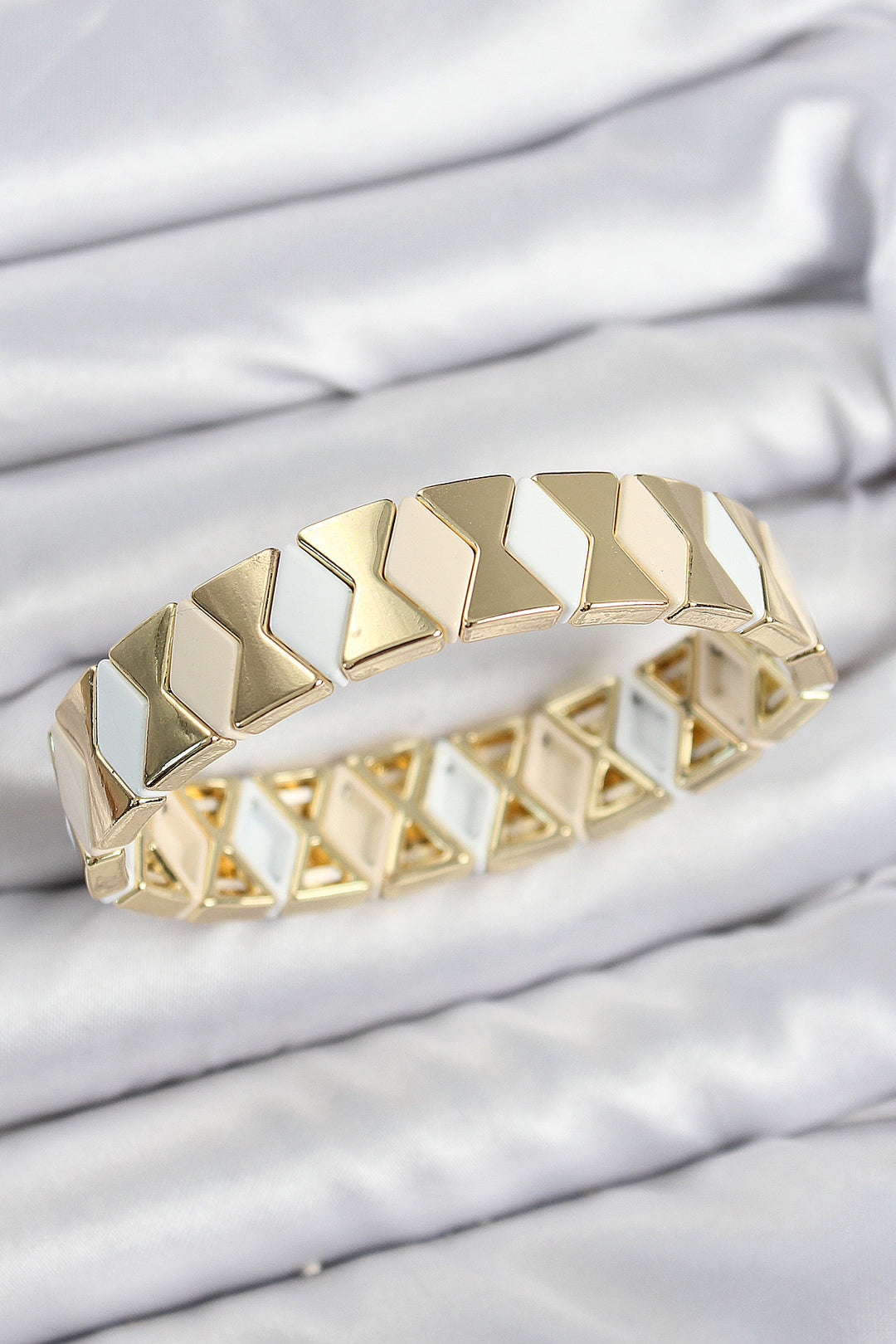 EBJ Rice Baklava Patterned Cream White Gold Color Elastic Women's Bracelet - El Puerto de Santa María