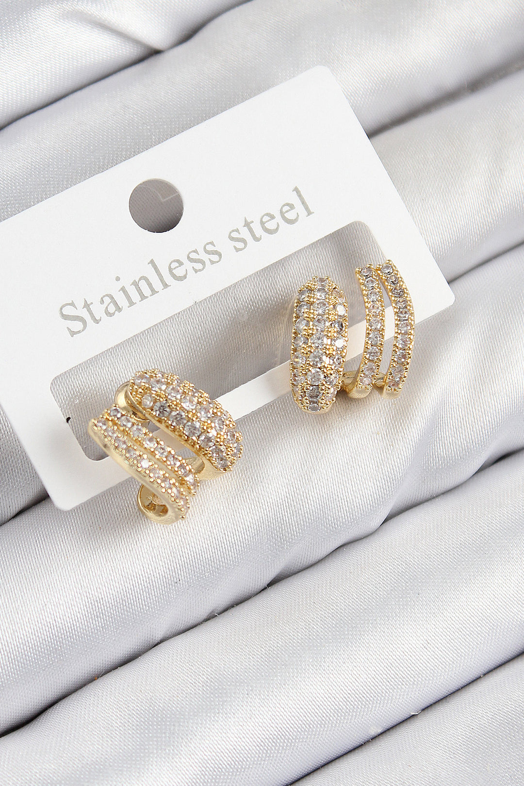 EBJ Rice Zircon Stone Curved Model Gold Color Women's Earring - Santiago Juxtlahuaca