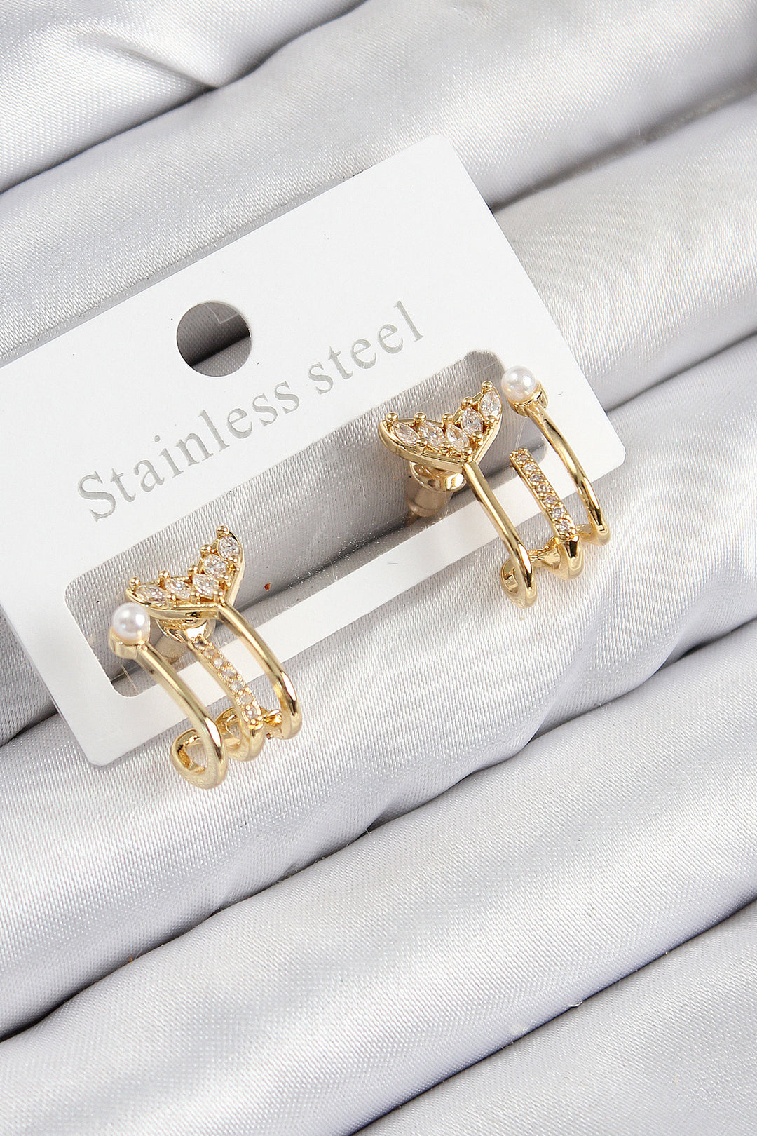 EBJ Rice Zircon Stone Detailed Fish Tail Model Gold Color Women's Earring with Pearl - Spring