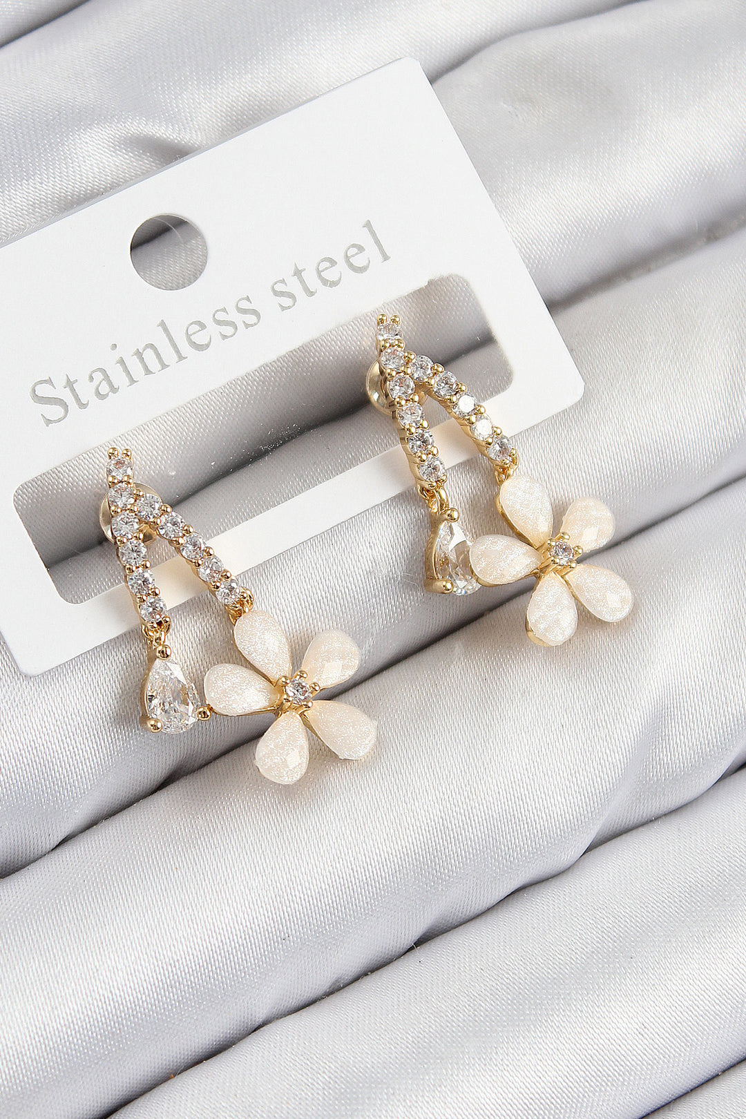 EBJ Rice Zircon Stone Daisy Model Gold Color Women's Earring - Leesburg