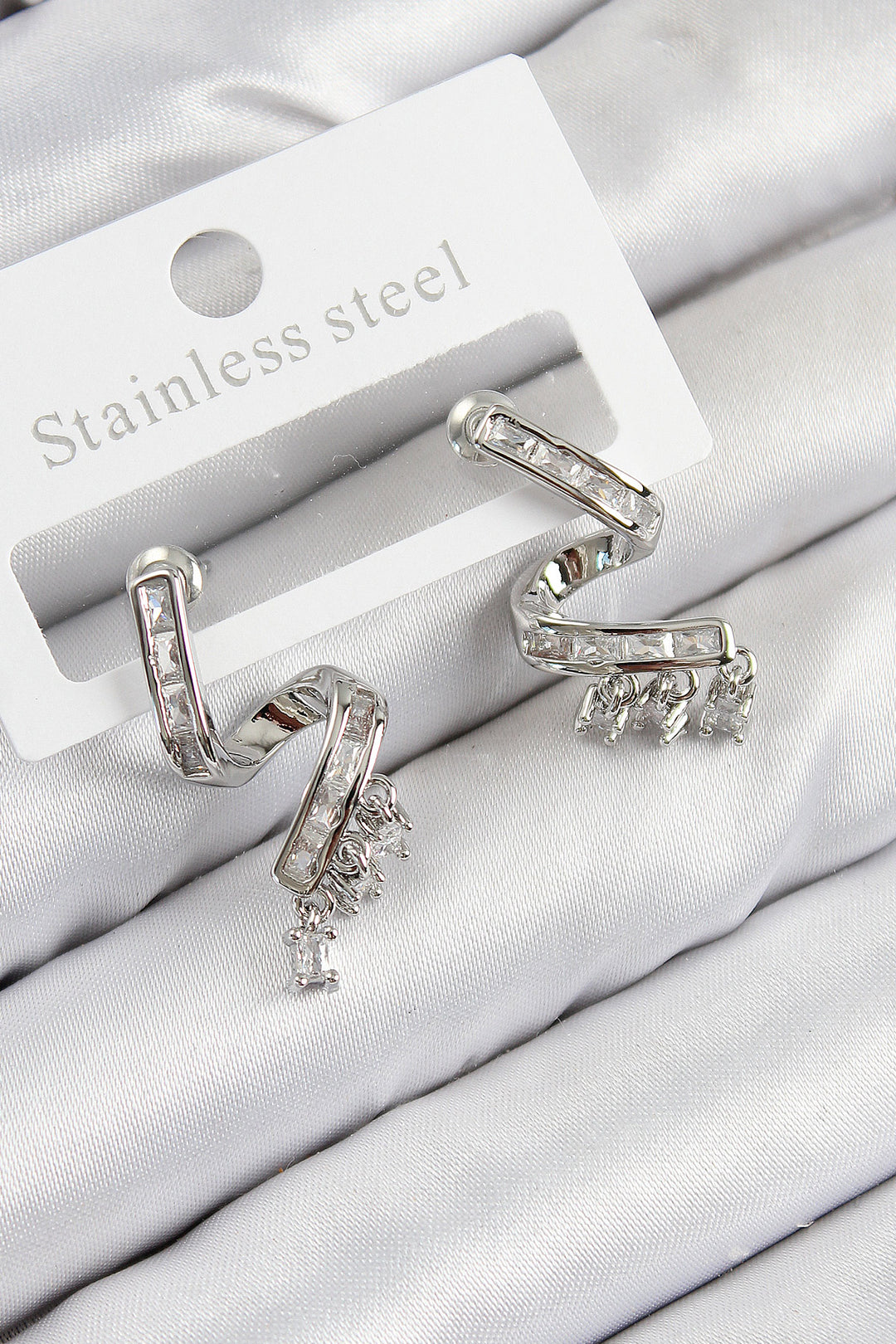 EBJ Rice Zircon Stone Curved Model Silver Color Women's Earring - Laeken