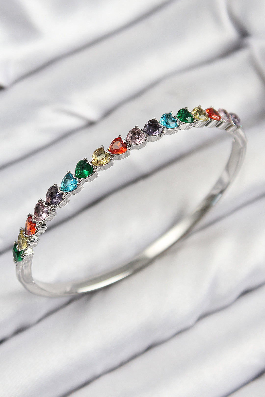 EBJ Silver Color Women's Bracelet with Rice Colored Zircon Stone Heart Model - Papantla de Olarte