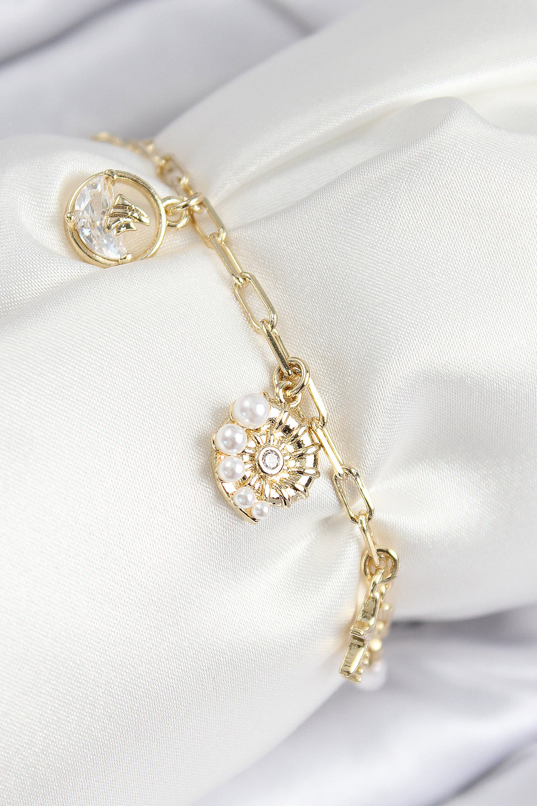 EBJ Rice Zircon Stone Sea Shell Model Gold Color Women's Bracelet - Middleton