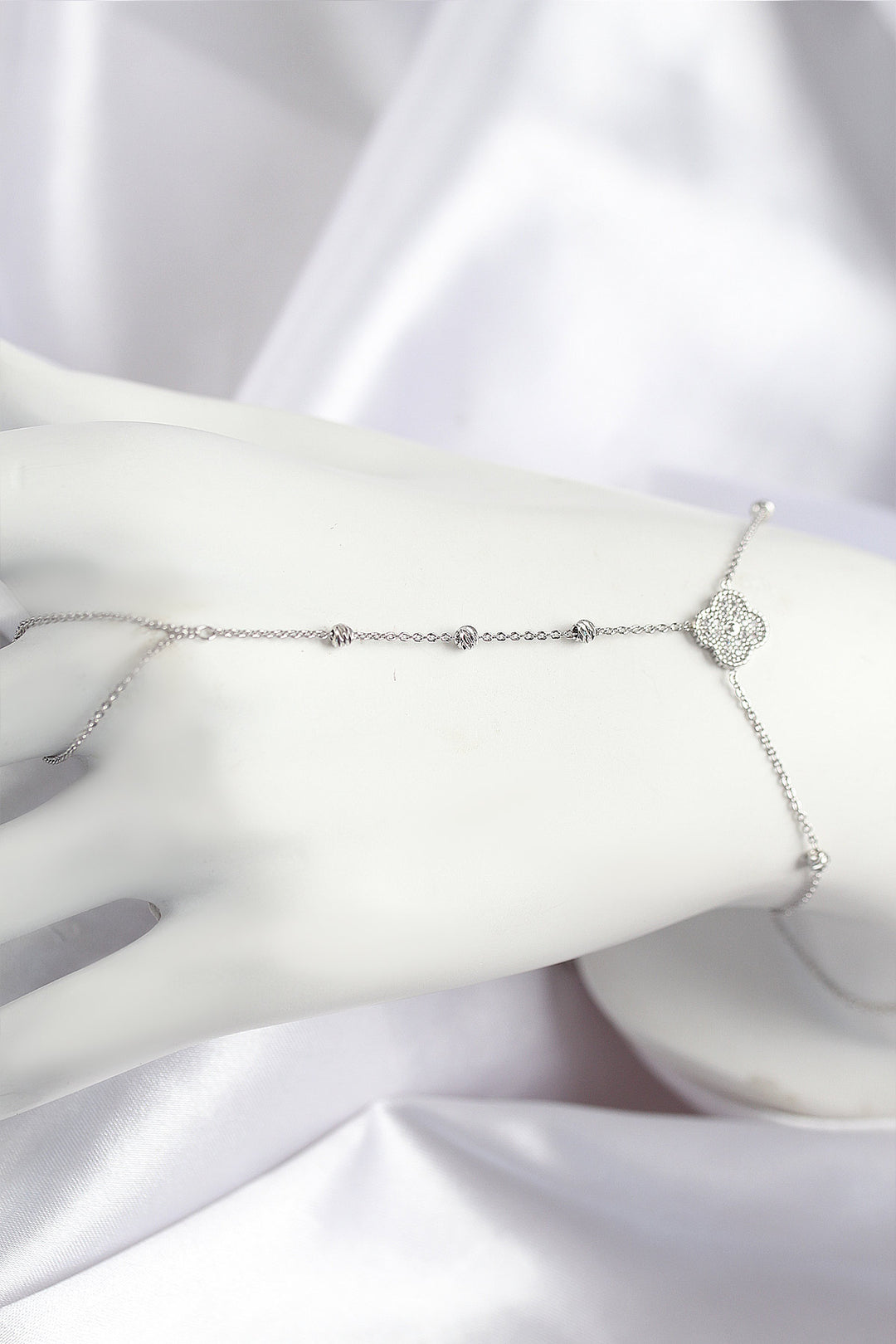 EBJ Rice Zircon Stone Clover Model Silver Color Şahmeran - Greenburgh