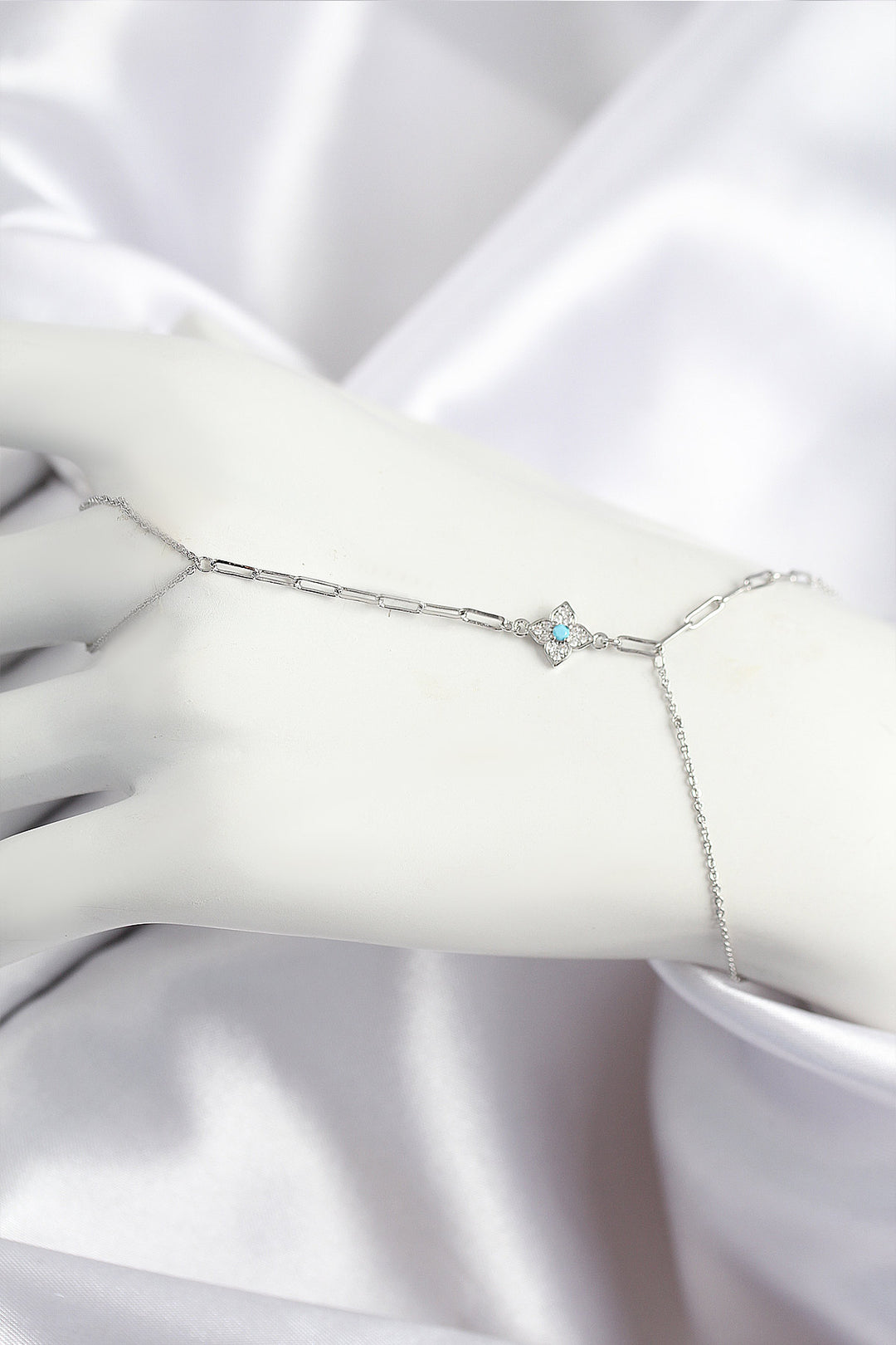 EBJ Silver Color Şahmeran Clover Model with Rice Zircon Stone Blue Beads - Oildale