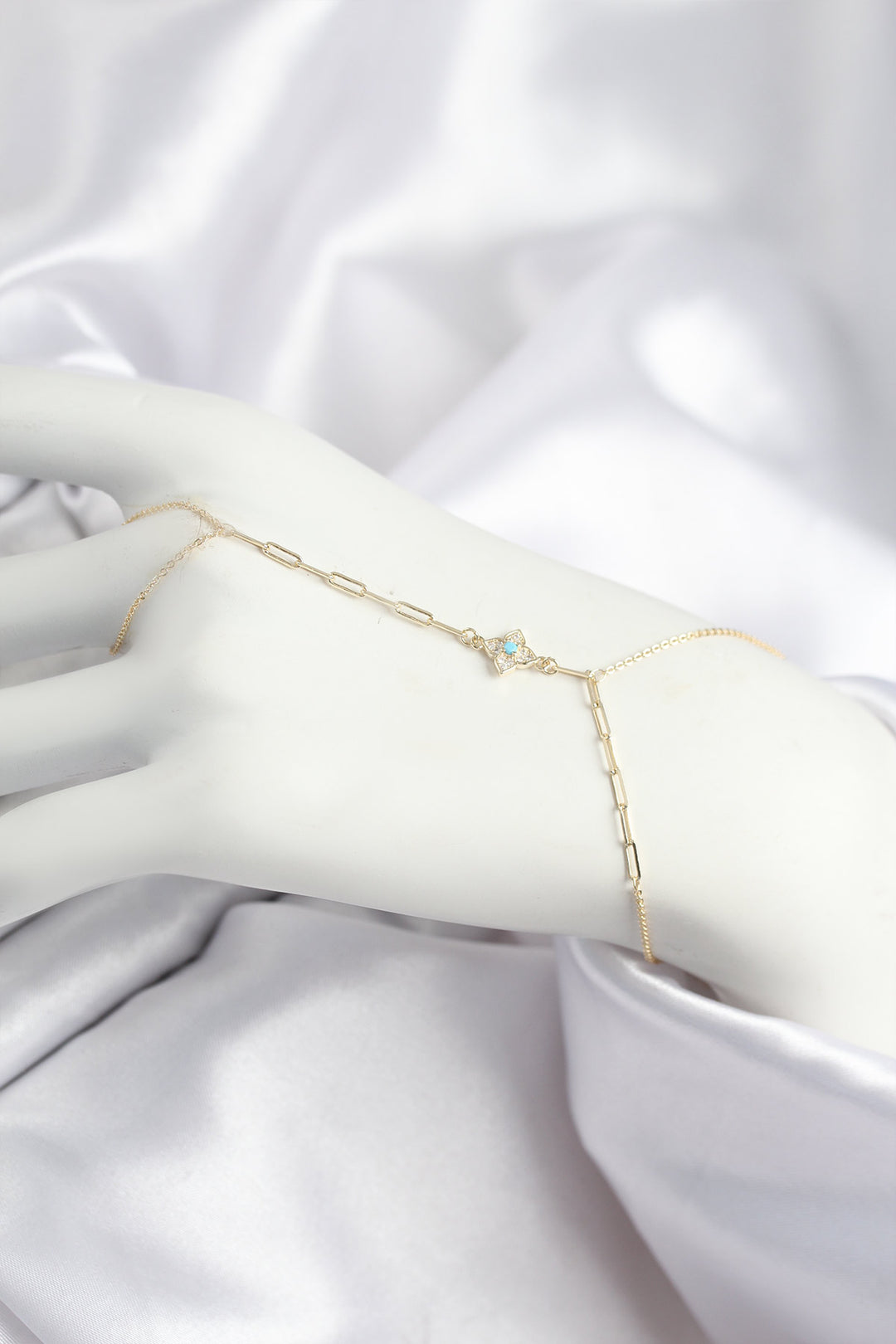 EBJ Rice Zircon Stone Blue Beaded Clover Model Gold Color Şahmeran - Jiquílpan de Juárez