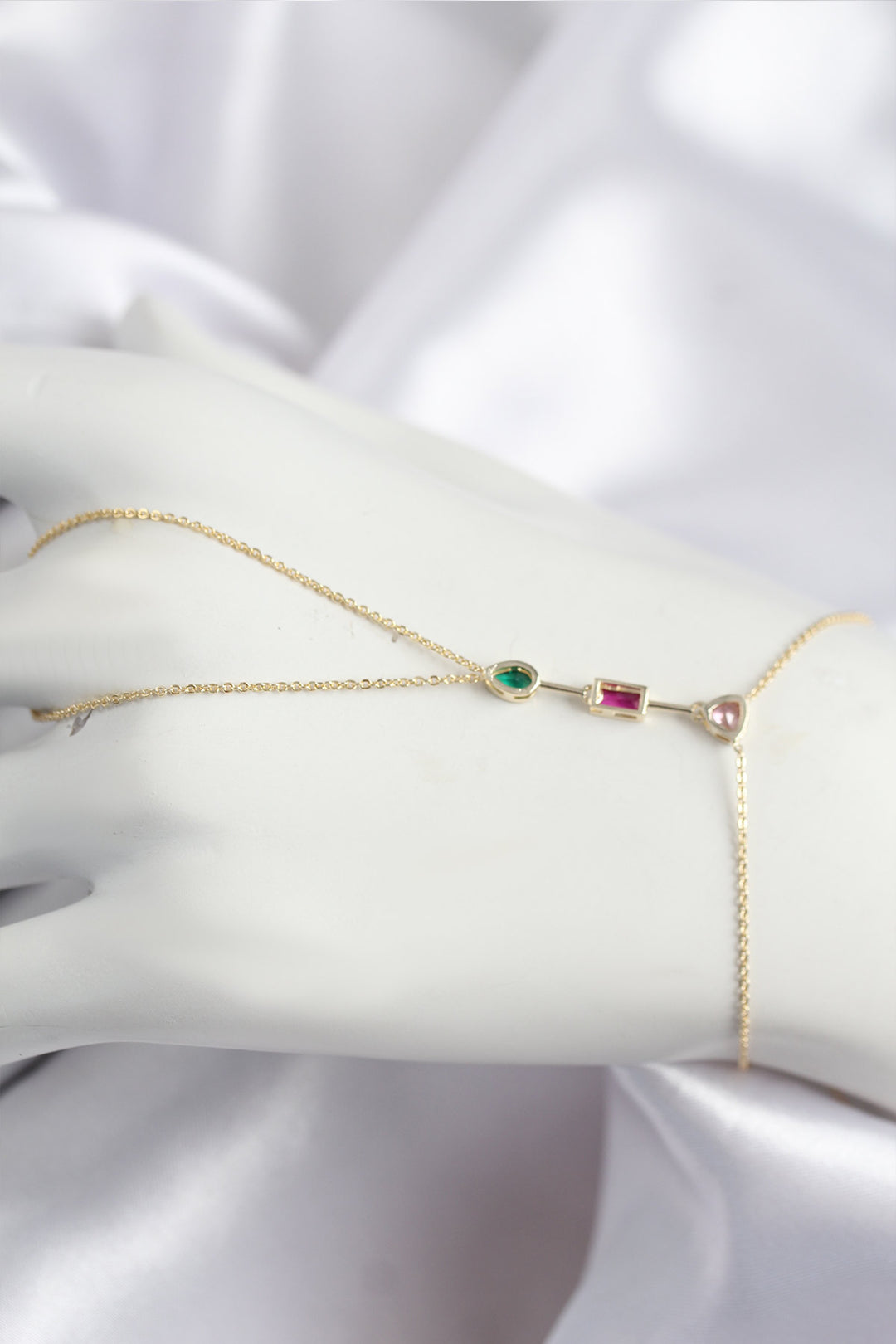 EBJ Zircon Stone Model in Rice Color Gold Color Şahmeran - Vernon