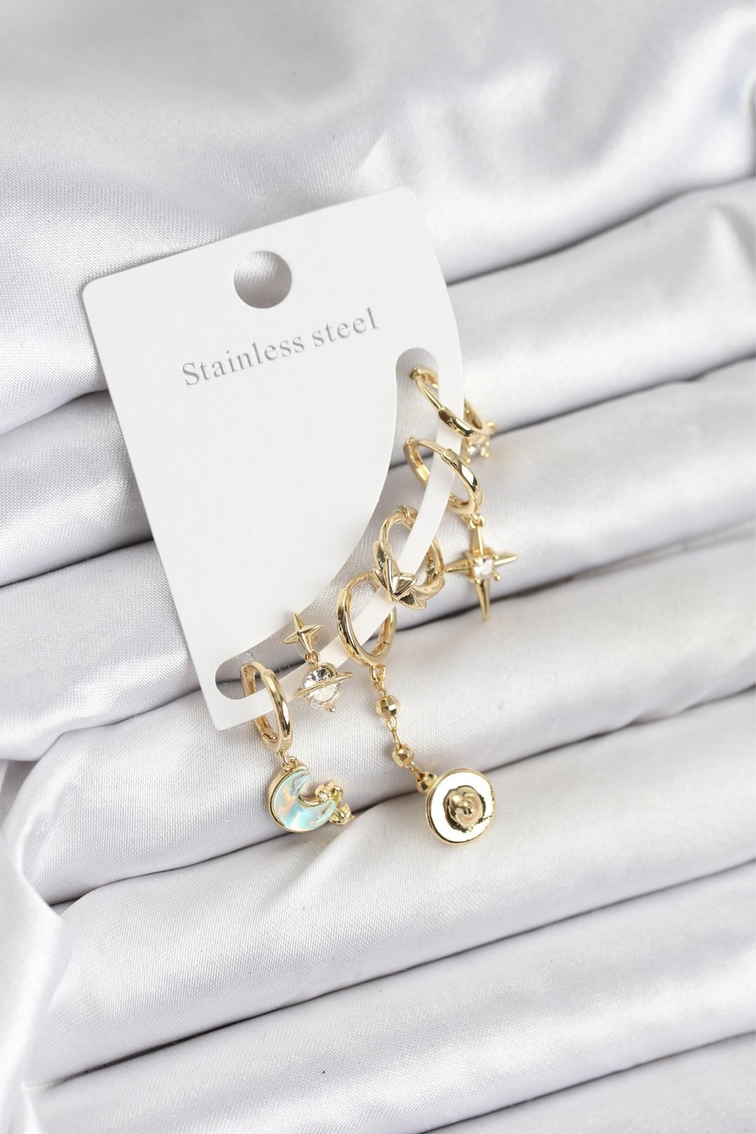 EBJ Rice Gold Color Crescent Moon Model Women's Earring Set - Fremont