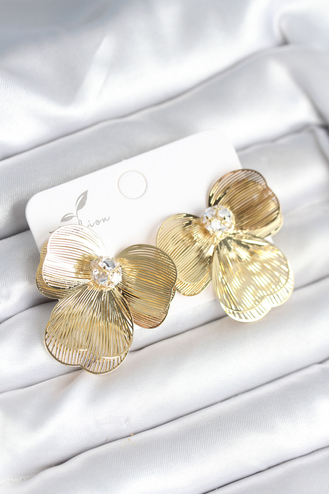 EBJ Flower Design Gold Color Brass Women's Earrings - Boryspil