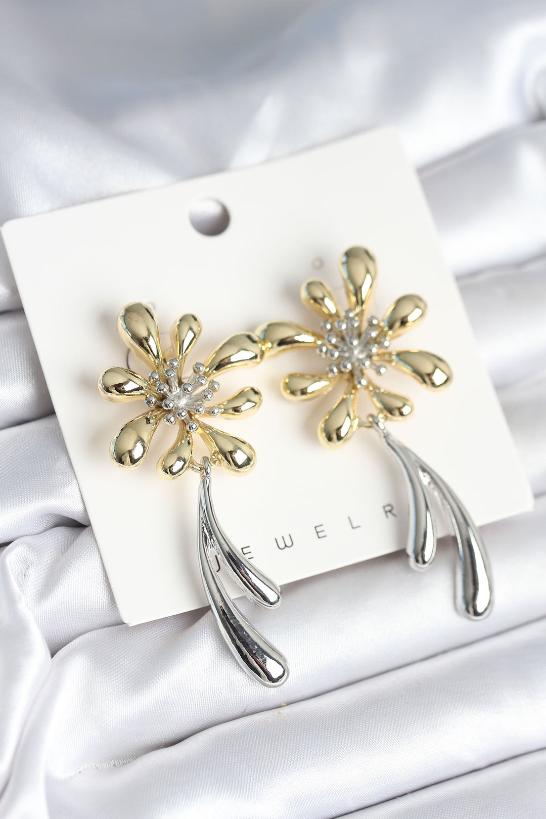 EBJ Flower Pattern Gold Silver Color Women's Earrings - Torreón