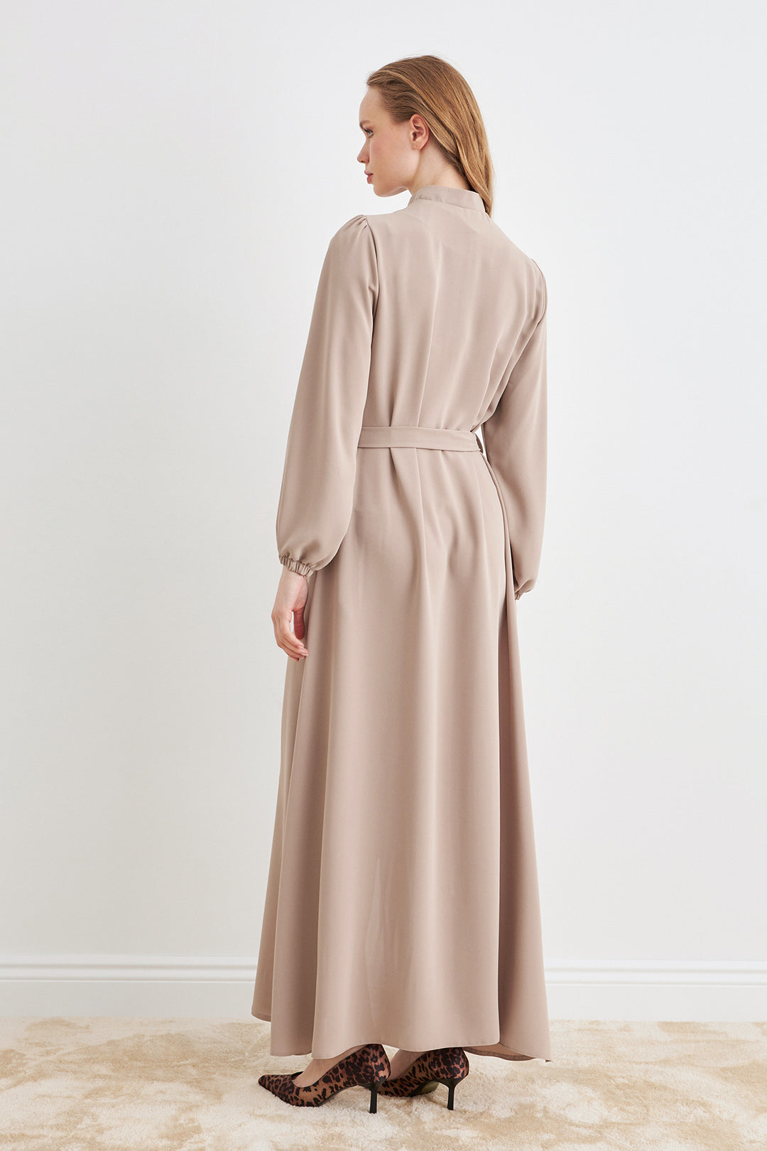 ZRF Women Belted Abaya - Beige - Las Cruces