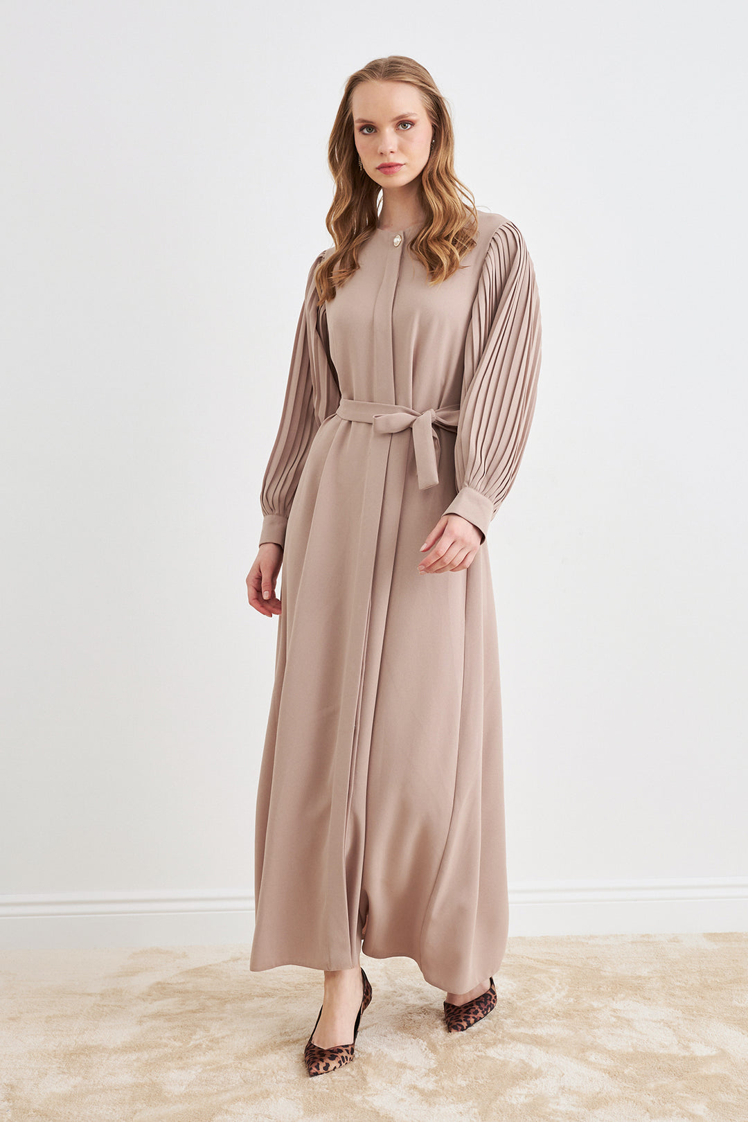 ZRF Women Sleeves Puffy Abaya - Beige - Zaventem