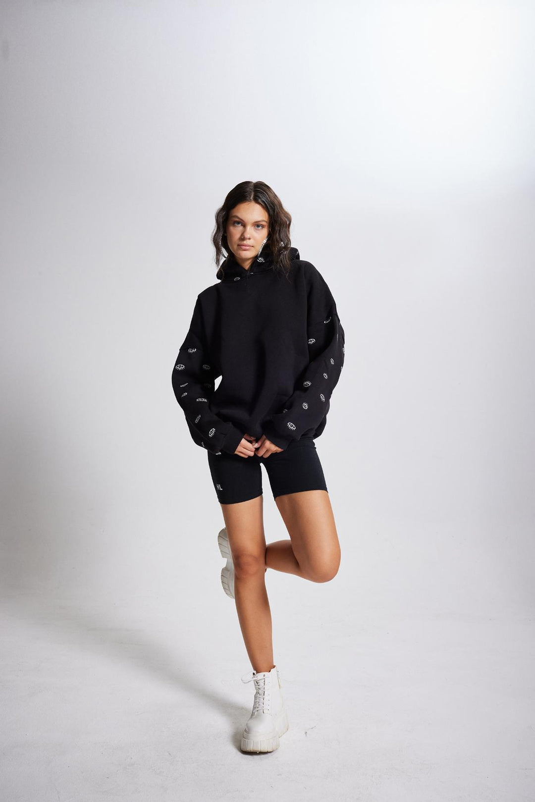 HLLY Women Eye Sweatshirt Black - Bowmanville