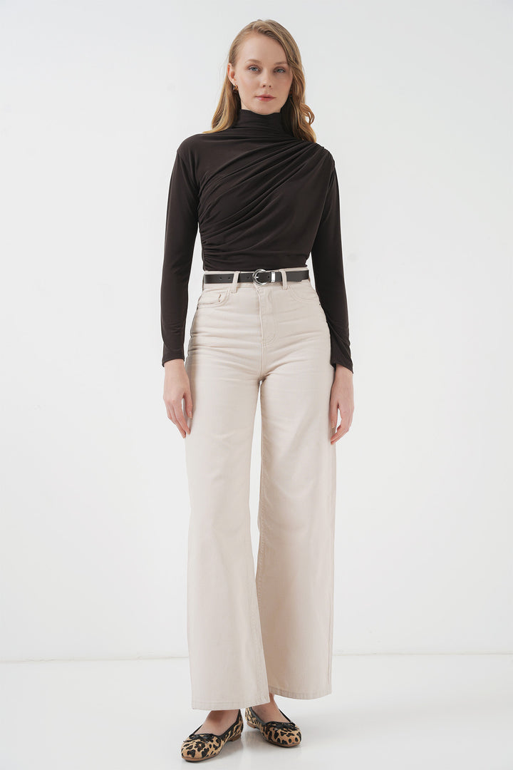 BGD Women Ruffle Detailed Sandy Blouse - Brown - Decatur