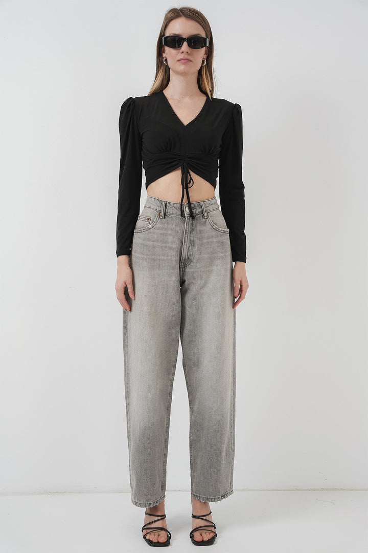 BGD Women Sandy Crop Blouse - Black - Whitney