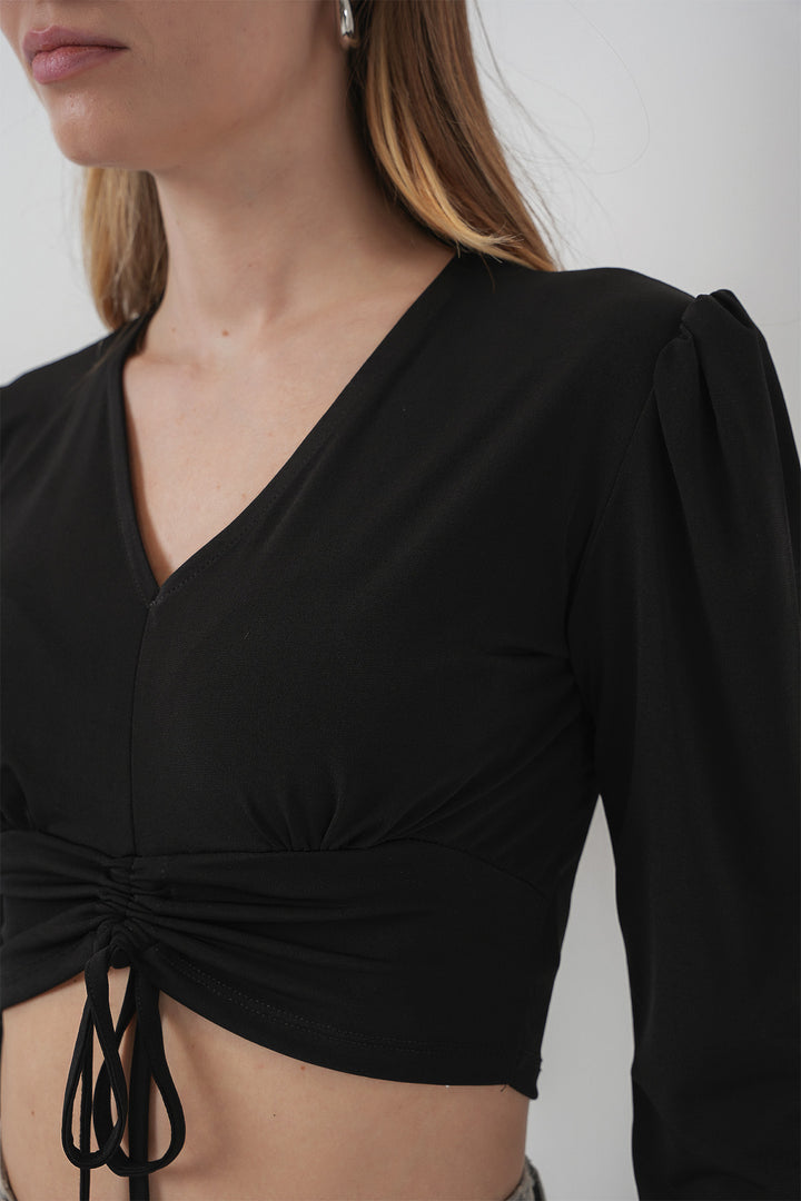 BGD Women Sandy Crop Blouse - Black - Whitney