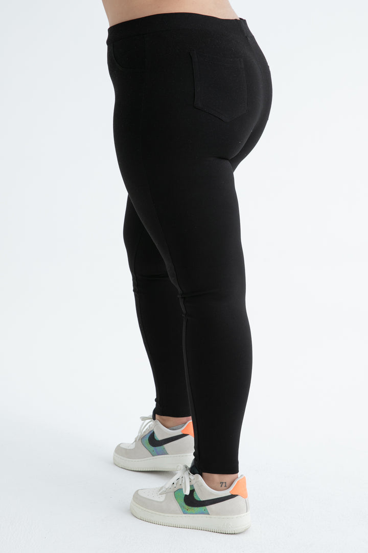 MPL Women's Plus Size Pocketed Leggings 0708 - Temascal