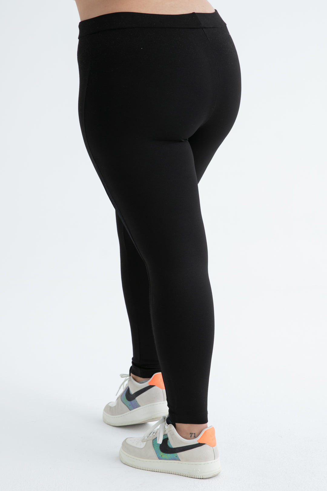MPL Women's Plus Size Velvet Leggings - Cedar Rapids