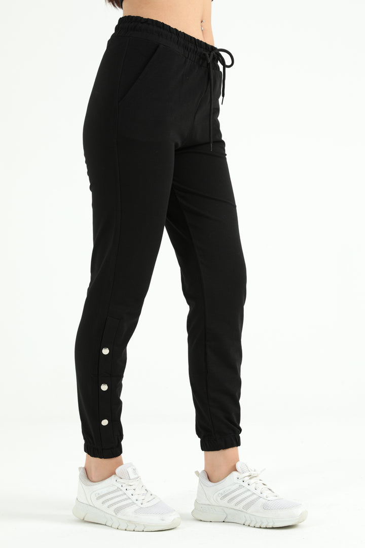 MPL Women's Cuffed Sweatpants with Studs 3004 - De Bilt