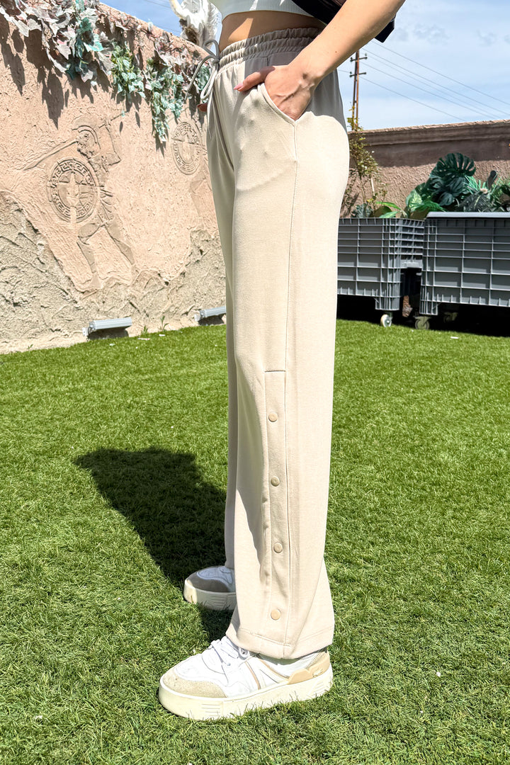 MPL Women's Wide Leg Sweatpants with Snap Buttons at the Hem 3037 - Valongo