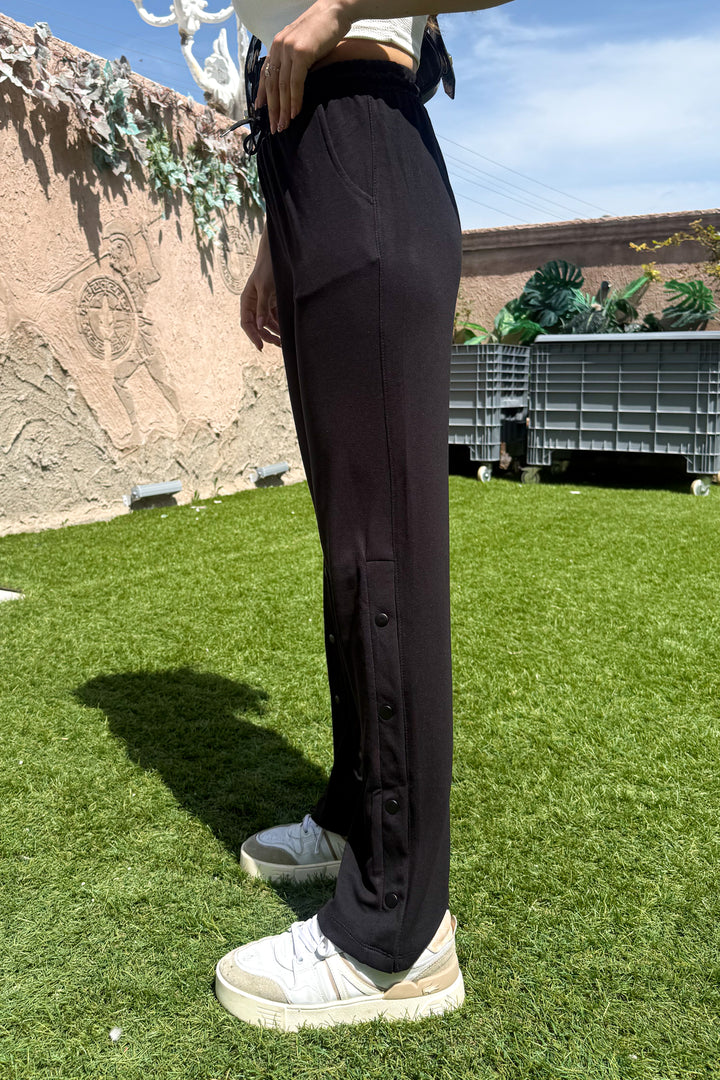 MPL Women's Wide Leg Sweatpants with Snap Buttons at the Hem 3037 - Istres