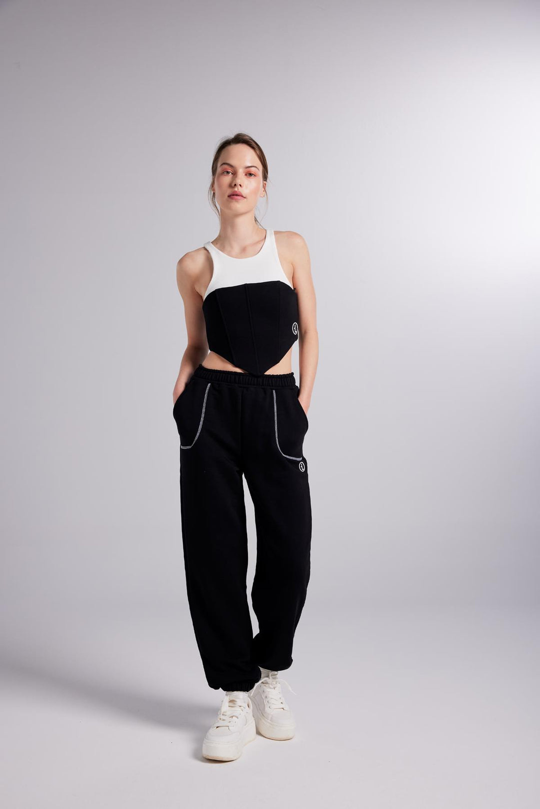 HLLY Women Rhode Sweatpants Black - Wildwood