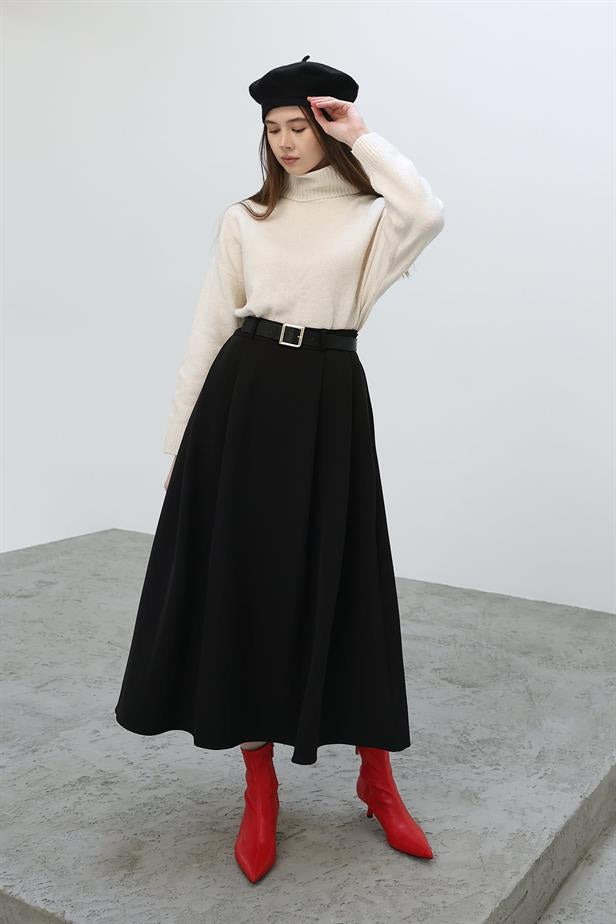RYN Pleated Long Skirt - Black - Torrelavega