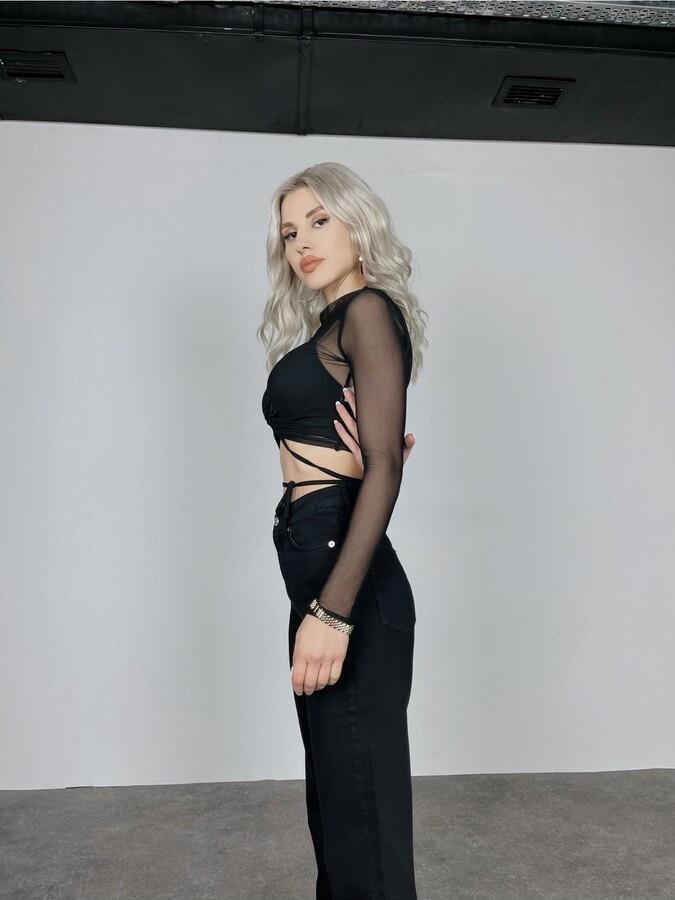 HLLY Women Gable Blouse Black - New Rochelle