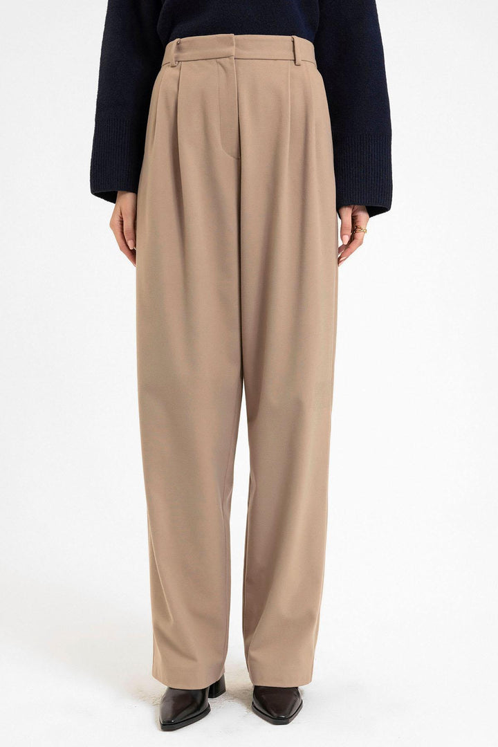 ANT Antioch Women's High Waist Pants with Detailed Straight Fit - Brossard