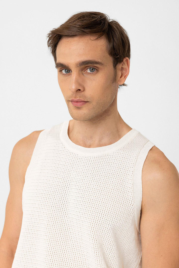 ANT Antioch White Knitted Texture Men's Tank Top - Moncton