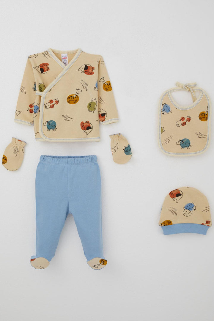 BRE Breeze Baby Boy Hospital Outfit 5-Piece Cute Animals Patterned 0-3 Months, Beige - Zacatecas