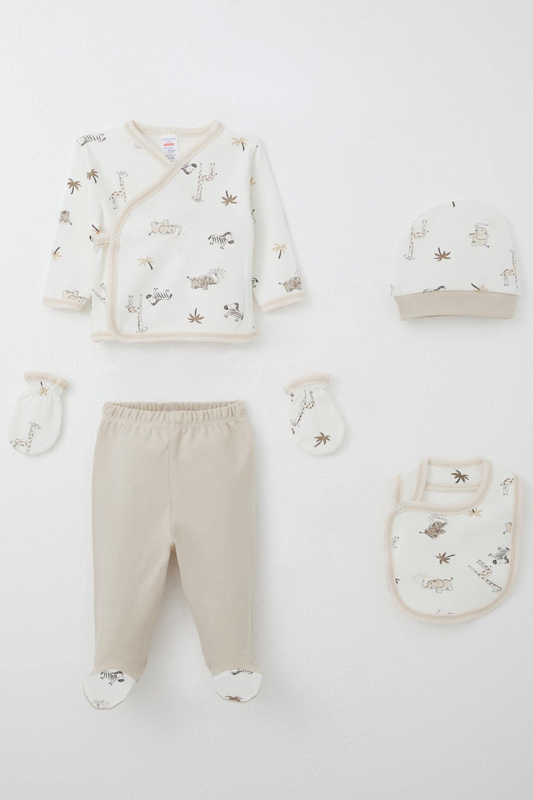 BRE Breeze Baby Boy Hospital Outfit 5-Piece Palm Tree Patterned Cute Animals Design 0-3 Months, Ecru - Santurce-Antiguo