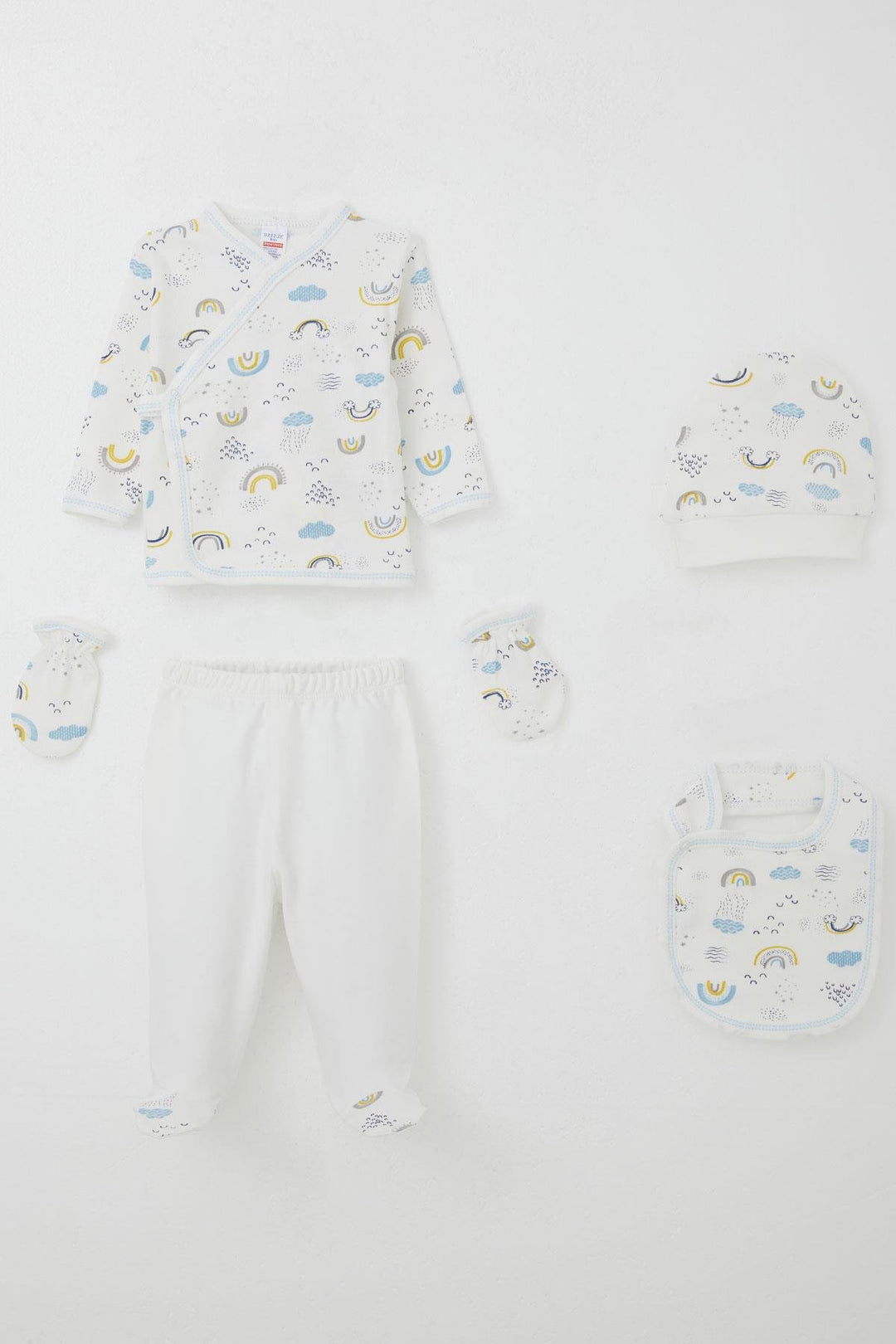 BRE Breeze Baby Boy Hospital Outfit 5-Piece Sky Themed Cloud Patterned 0-3 Months, White - Methuen Town