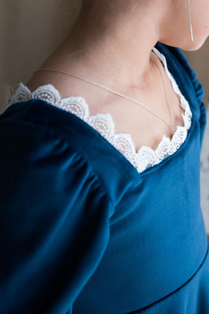 BRE Breeze Girl Child Velvet Dress Collar Lace Back Zipper 62 Years, Navy Blue - Hamilton