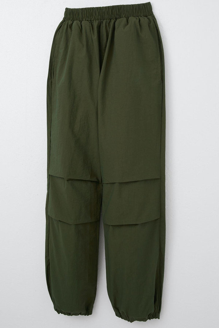 BRE Breeze Girls' Parachute Jogger Pants 62 Years, Khaki Green - Racine