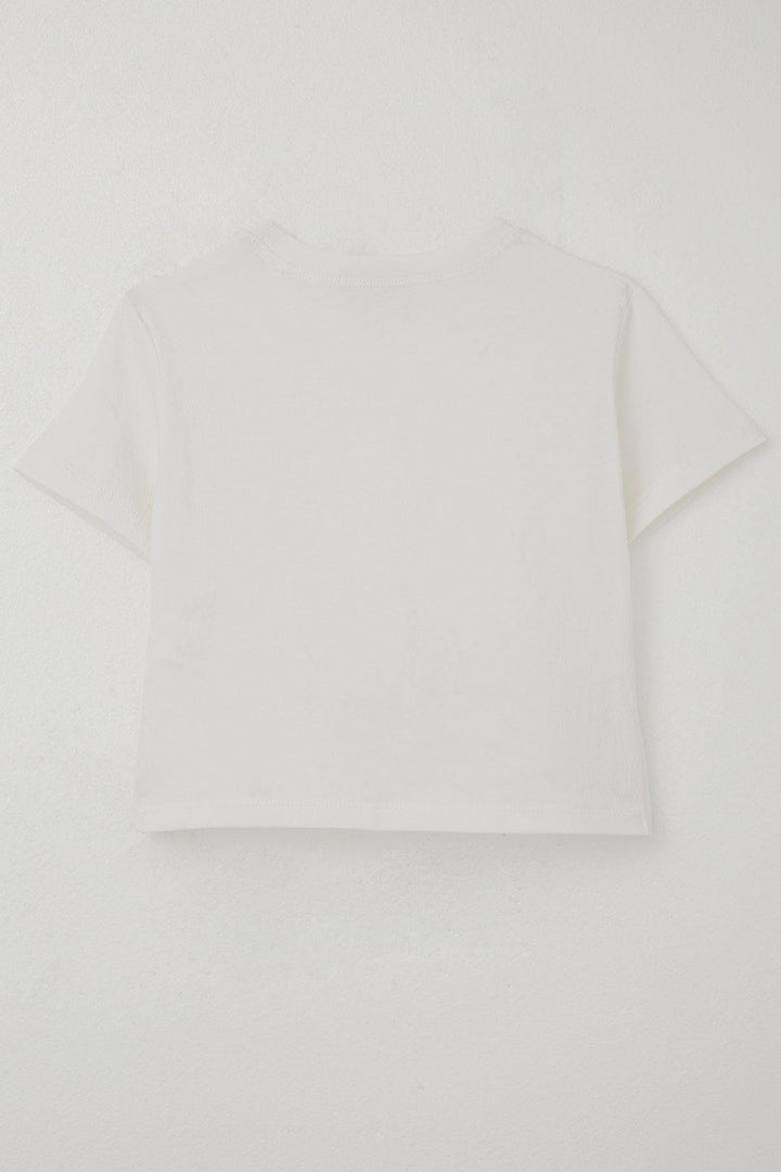 BRE Breeze Girl's T-Shirt with Arm Logo and Decollete Detail on the Belly Part, 96 Years, Ecru - Jerez de García Salinas