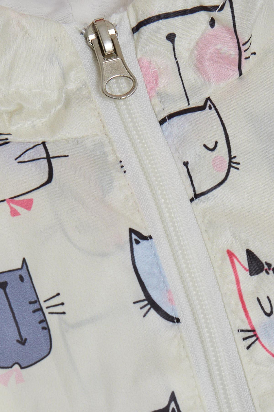 BRE Breeze Girl Child Raincoat with Kitty Pattern, 1-6 Years, Cream - Saltillo