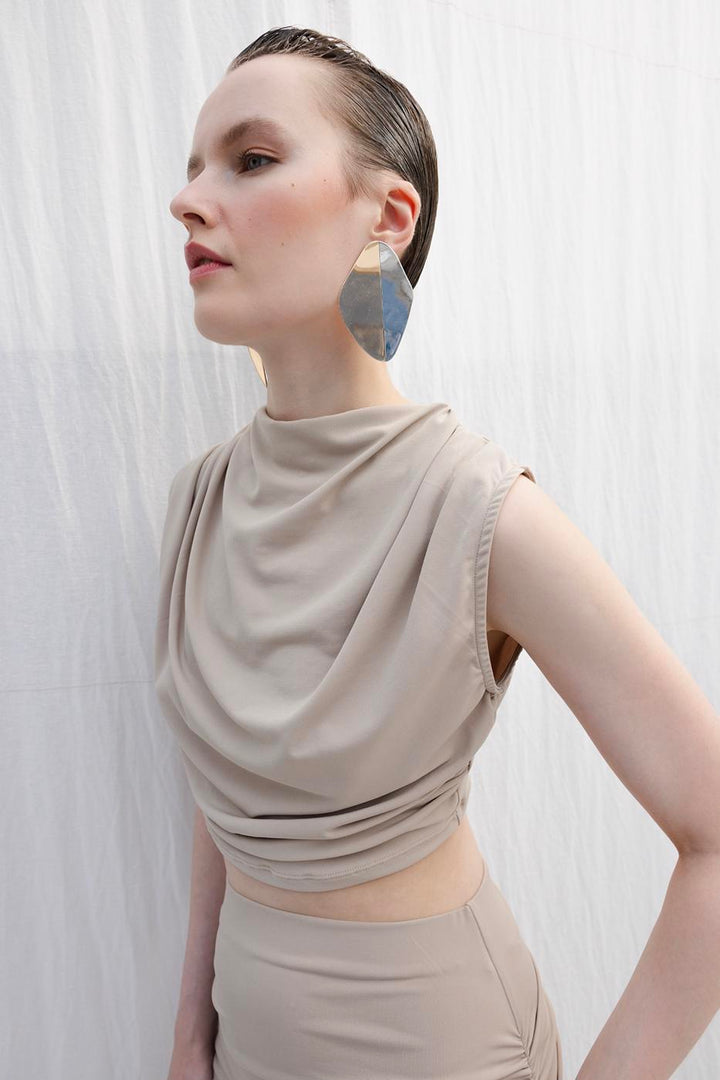 BSL Women Crop Blouse with High Collar - Capelle aan den IJssel