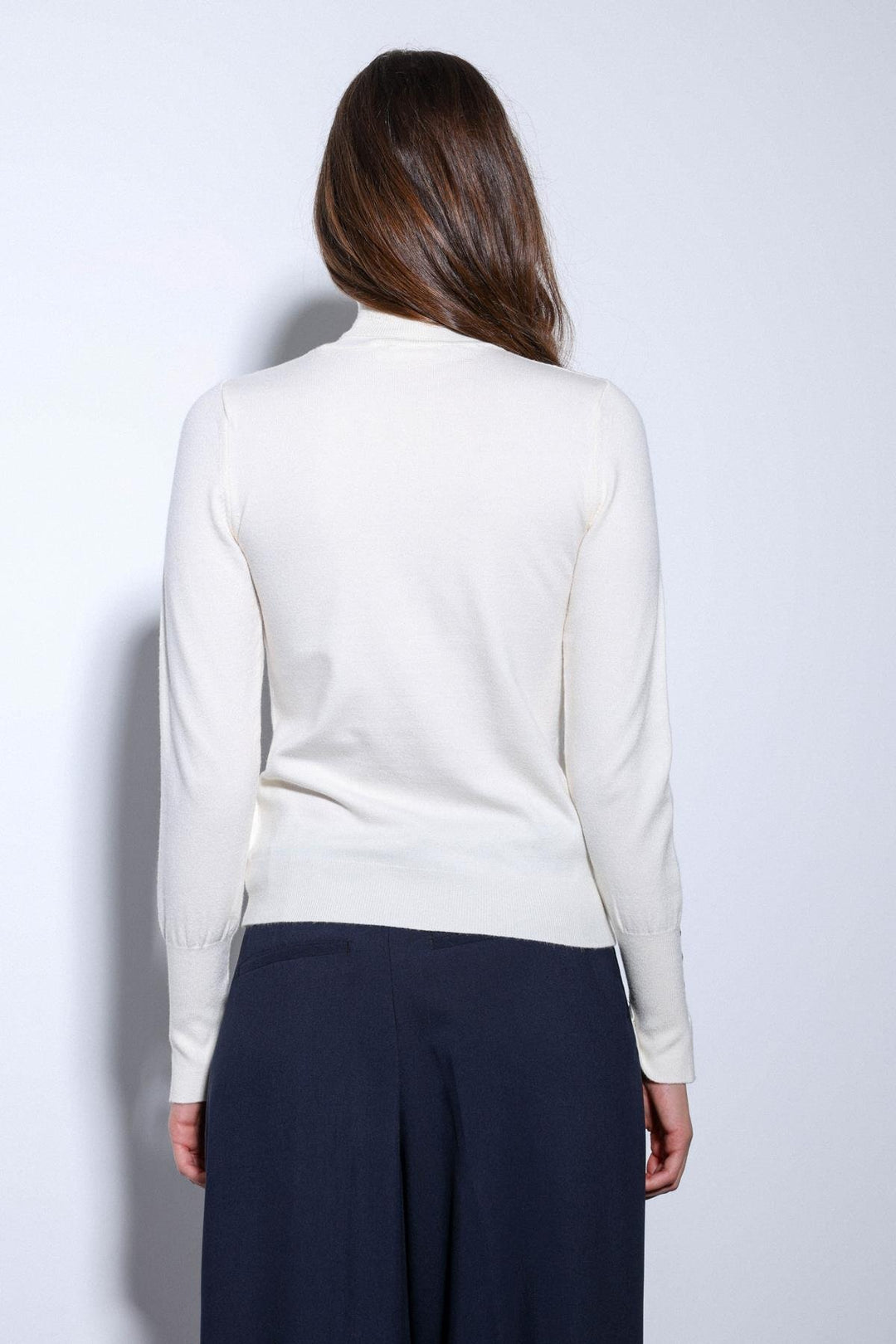 ANT Antioch Ecru Turtleneck Sweater - Backnang